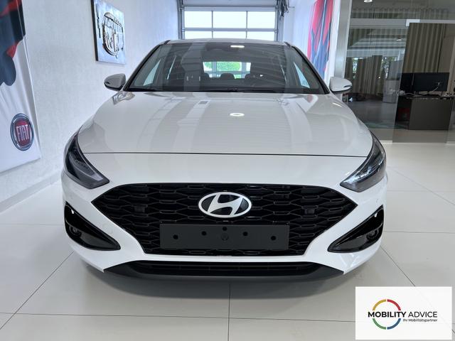 Hyundai i30 GO Atlas White