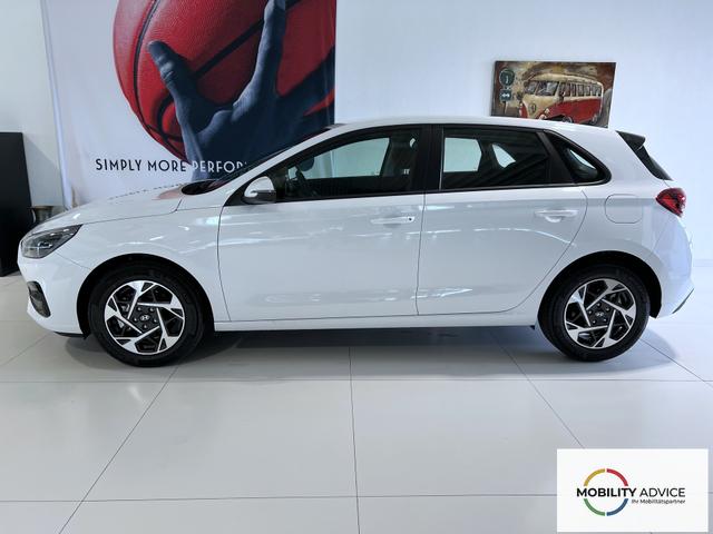 Hyundai i30 GO Atlas White