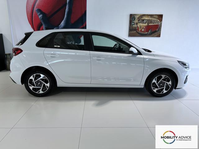 Hyundai i30 GO Atlas White