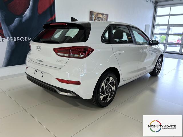 Hyundai i30 GO Atlas White
