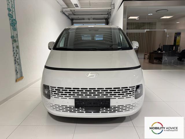 Hyundai Staria Kastenwagen 3 Sitzer