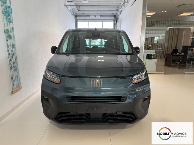 Fiat Doblo L2 Blau Metallic
