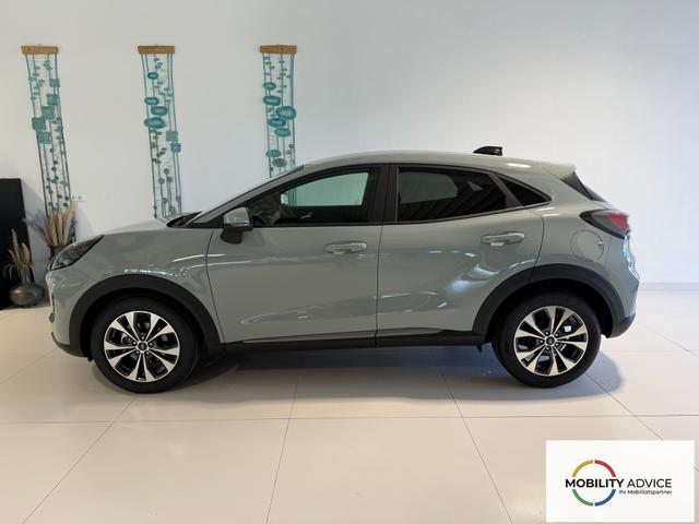 Ford Puma Titanium Cactus Grau
