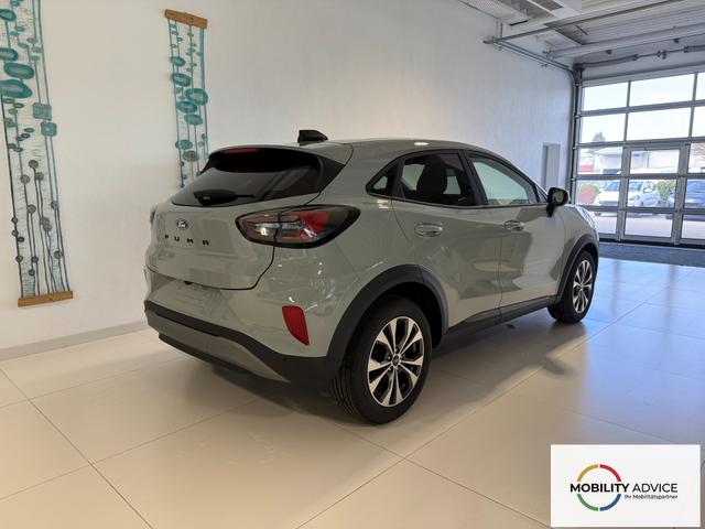 Ford Puma Titanium Cactus Grau