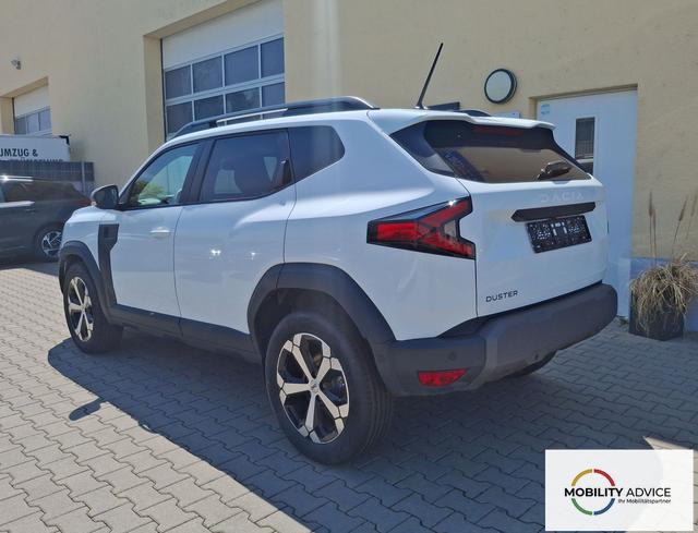 Dacia / Duster / Wei&szlig; / Journey / / , Beispielbilder, ggf. teilweise mit Sonderausstattung