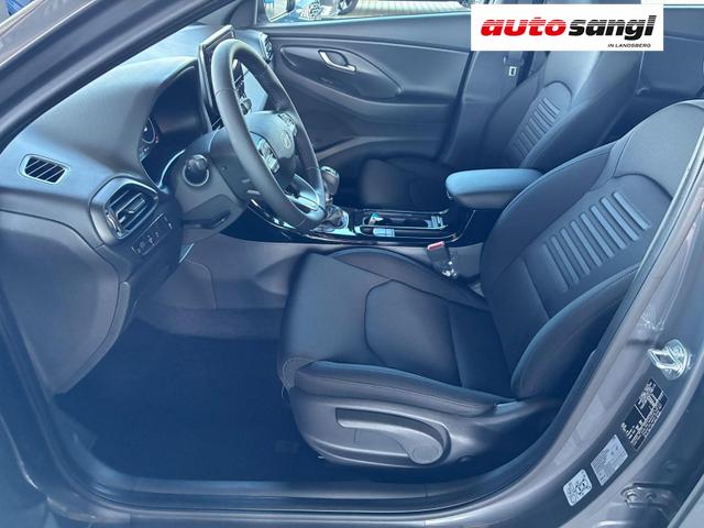 Hyundai i30 Kombi Comfort Plus 1.0 TGDI / Keyless Totwinkelassis. PDC V&H + Kamera Sitz Lenkradheizung LED Alu 17'' 