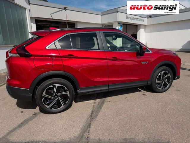 Mitsubishi Eclipse Cross PHEV PLUS Intro Edition / WR 