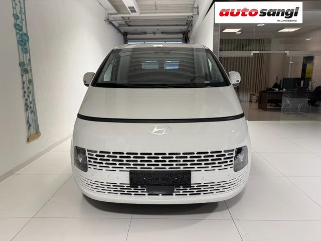 Hyundai Staria Kastenwagen 3 Sitzer