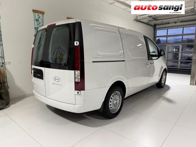 Hyundai Staria Kastenwagen 3 Sitzer