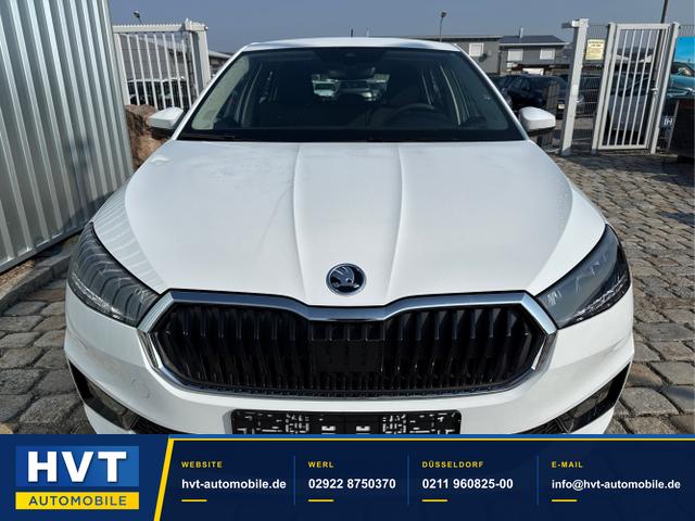 Skoda Fabia - Selection 1.0 TSI 95 PS 4-Jahre-Garantie-AppleCarPlay-AndroidAuto-LED-PDC-Sitzheizung-DAB-Klima