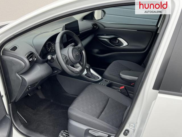 Toyota Yaris Active Plus 1.5 CVT Hybrid 85kW Winterpaket 