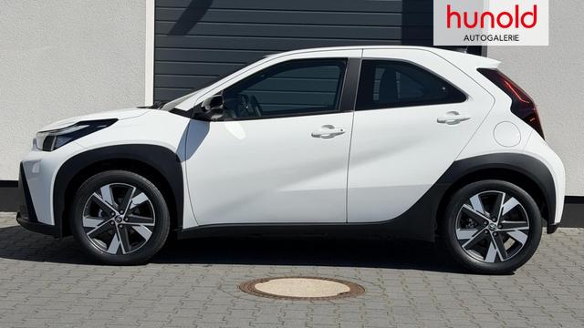 Toyota Aygo X Play 1.5 Hybrid CVT 85KW Winterpaket 