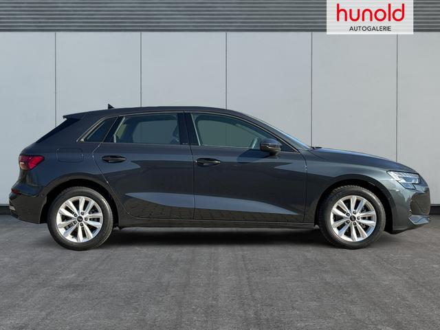 Audi / A3 Sportback / Grau / / / ACC+KAMERA+SHZ+LED+16LM+APP