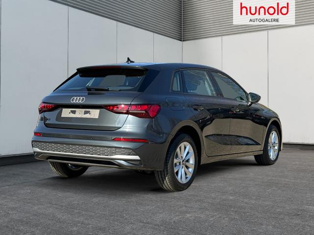Audi / A3 Sportback / Grau / / / ACC+KAMERA+SHZ+LED+16LM+APP