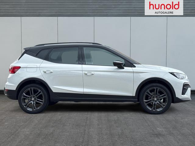 Seat / Arona / / / / KAMERA+PDC+LED+18 ALU+ACC, Beispielbilder, ggf. teilweise mit Sonderausstattung