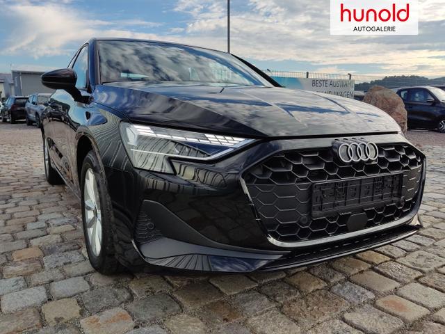 Audi / A3 Sportback / Schwarz / / / , Beispielbilder, ggf. teilweise mit Sonderausstattung