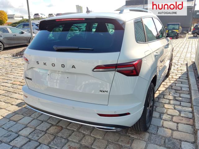 Skoda / Karoq / Wei&szlig; / / / , Beispielbilder, ggf. teilweise mit Sonderausstattung