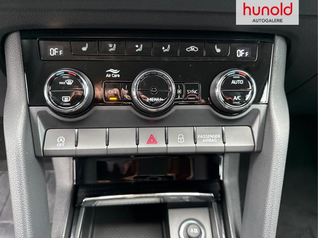 Skoda / Karoq / Grau / / / , Beispielbilder, ggf. teilweise mit Sonderausstattung