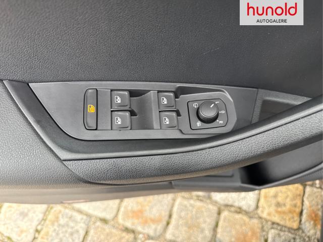Skoda / Karoq / Schwarz / / / , Beispielbilder, ggf. teilweise mit Sonderausstattung