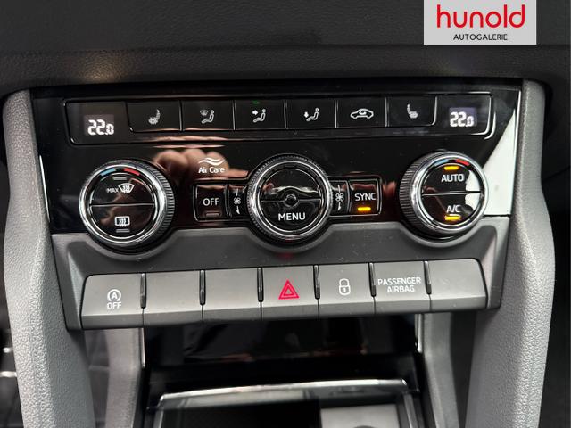 Skoda / Karoq / Schwarz / / / , Beispielbilder, ggf. teilweise mit Sonderausstattung