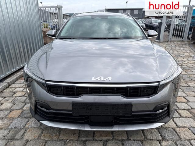 Kia / K4 Sportswagon / Silber / / / , Beispielbilder, ggf. teilweise mit Sonderausstattung