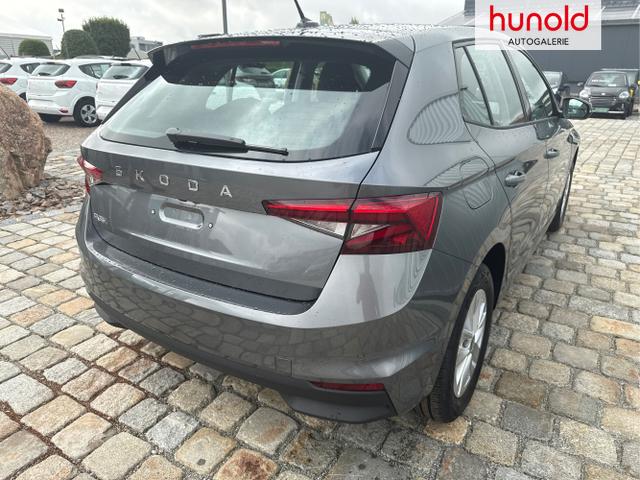 Skoda / Fabia / Grau / / / 130 Jahre 1.0 MPI 80 PS-Virtuelles Cockpit-AppleCarplay-Android-Auto-LED-Klima-Tempomat-R&uuml;ckfahrkamera-DAB-SHZ-15 Alu-sofort, Beispielbilder, ggf. teilweise mit Sonderausstattung