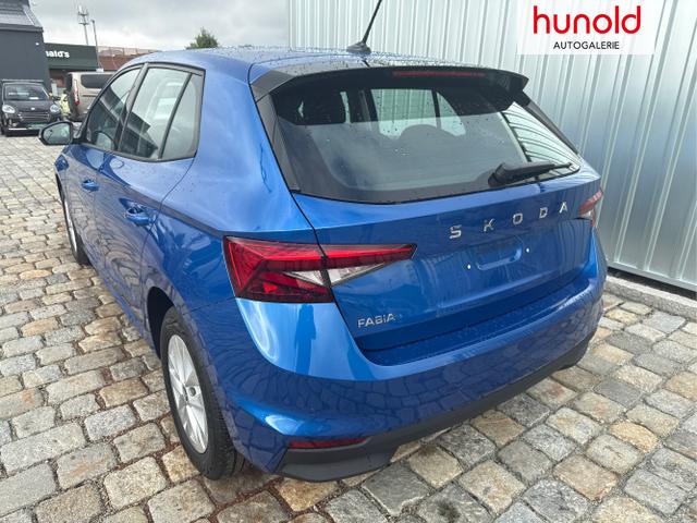 Skoda / Fabia / Blau / / / 130 Jahre 1.0 MPI 80 PS-Virtuelles Cockpit-AppleCarplay-Android-Auto-LED-Klima-Tempomat-R&uuml;ckfahrkamera-DAB-SHZ-15 Alu-sofort, Beispielbilder, ggf. teilweise mit Sonderausstattung