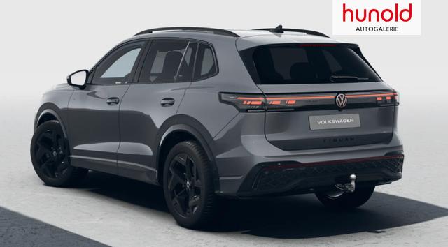 Volkswagen Tiguan R-Line Pano IQ.Drive Pro BlackP Nav AHK 