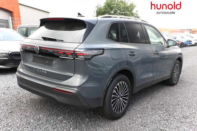 Volkswagen Tiguan DSG LED+ Pano Nav 5JGar IQ.DRIVE LM18Z 