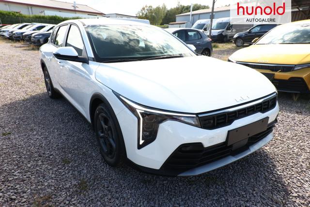 Kia K4 MT SHZ ACC Nav LED Kam Keyl 2xPDC LM16 CarPl 