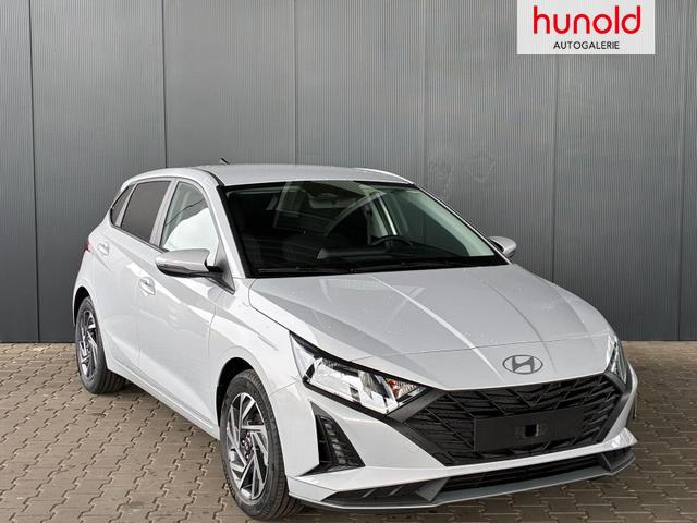 Hyundai i20 Pure 1.2 MPI / Navi PDC Hinten + Kamera Abgedunkelte Scheiben Tempomat Alu 16" 