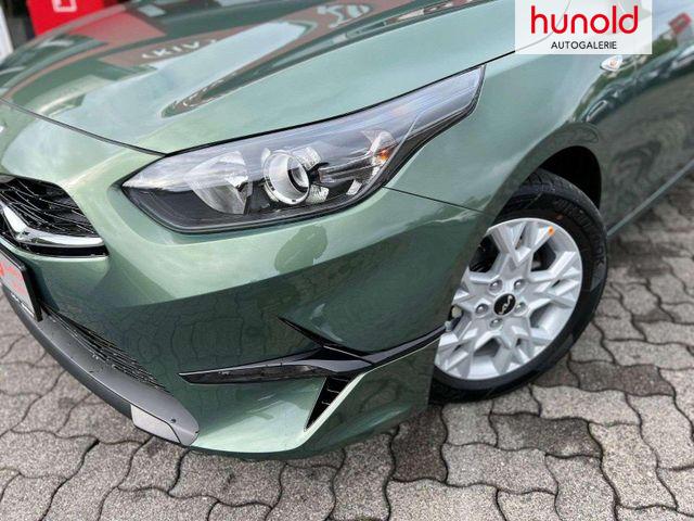 Kia Ceed / cee d 1.5 T-GDI Vision + KOMF AUTO 