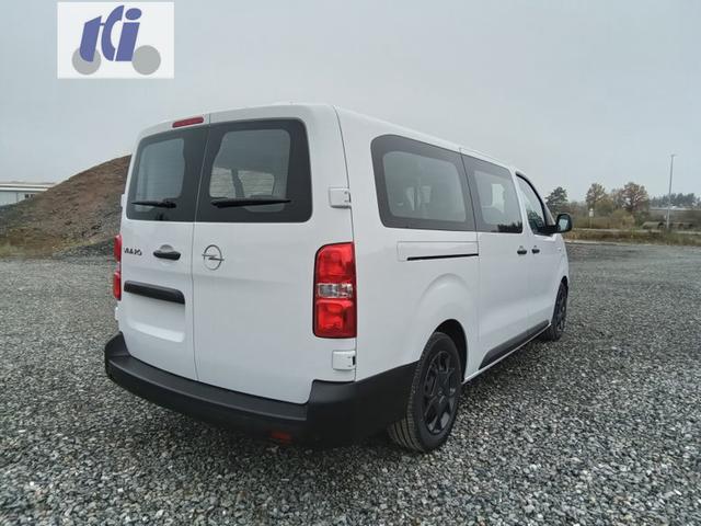 Opel Vivaro Kombi 9-Sitzer Lang 2.0 Diesel 8-Gang Automatikgetriebe 