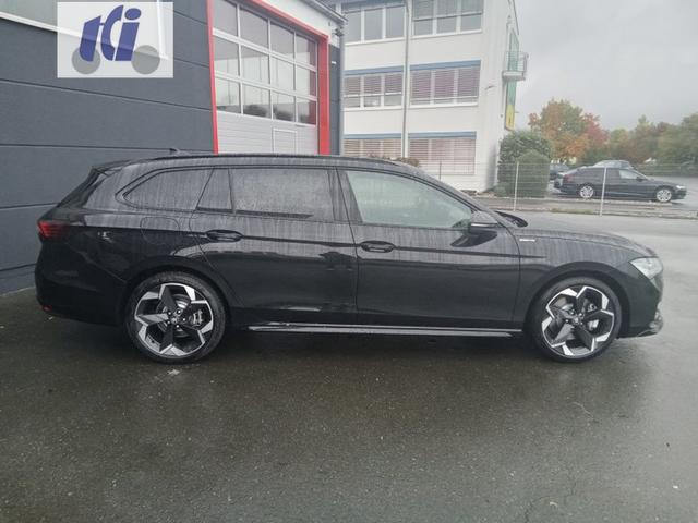 Skoda Superb Combi Sportline 2.0 TSI 7-Gang-DSG 4x4 