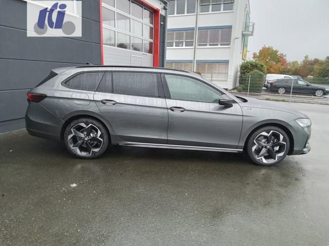 Skoda Superb Combi Sportline 2.0 TSI 7-Gang-DSG 4x4 