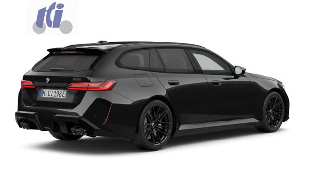 BMW M5 Touring 4.4 8-Gang Steptronic xDrive 