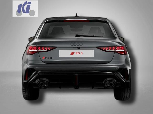 Audi RS3 Sportback 2.5 TFSI 7-Gang-S tronic quattro 