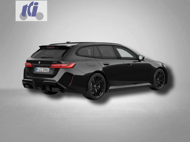 BMW M5 Touring 4.4 8-Gang Steptronic xDrive 