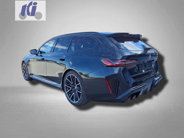 BMW M5 Touring 4.4 8-Gang Steptronic xDrive 