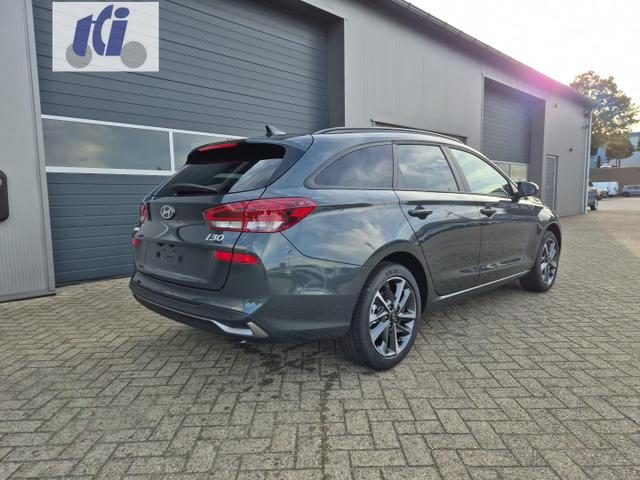 Hyundai i30 Kombi 1.5 T-GDI 95PS Sitzheizung Lenkradheizung Klimaautomatik Tempomat Navi Apple CarPlay + Android Auto PDC v+h Rückf.Kamera 17-LM 