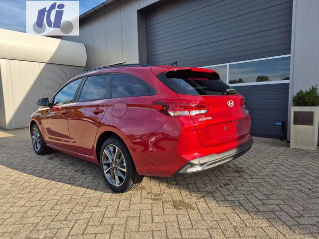 Hyundai i30 Kombi 1.5 T-GDI 95PS Sitzheizung Lenkradheizung Klimaautomatik Tempomat Navi Apple CarPlay + Android Auto PDC v+h Rückf.Kamera 17-LM 