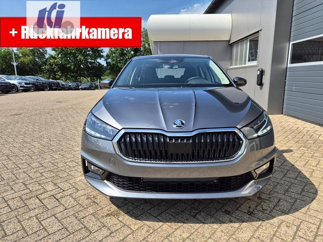 Skoda Fabia 1.0 TSI 115PS DSG Selection 5-türig Rückf.Kamera Parksensoren Sitzheizung Multifunktionslenkrad Klima Skoda-Radio Bluetooth Touchscreen Tempomat Nebelsch. Apple CarPlay + Android Auto 