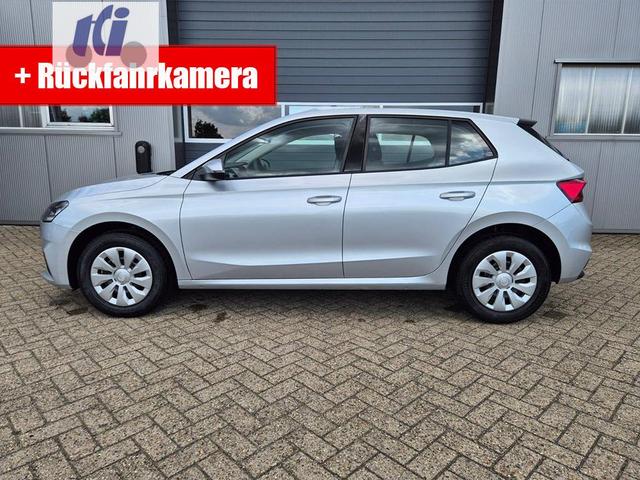 Skoda Fabia 1.0 TSI 115PS DSG Selection 5-türig Rückf.Kamera Parksensoren Sitzheizung Multifunktionslenkrad Klima Skoda-Radio Bluetooth Touchscreen Tempomat Nebelsch. Apple CarPlay + Android Auto 
