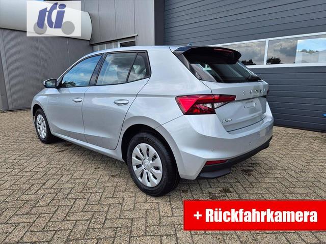 Skoda Fabia 1.0 TSI 115PS DSG Selection 5-türig Rückf.Kamera Parksensoren Sitzheizung Multifunktionslenkrad Klima Skoda-Radio Bluetooth Touchscreen Tempomat Nebelsch. Apple CarPlay + Android Auto 