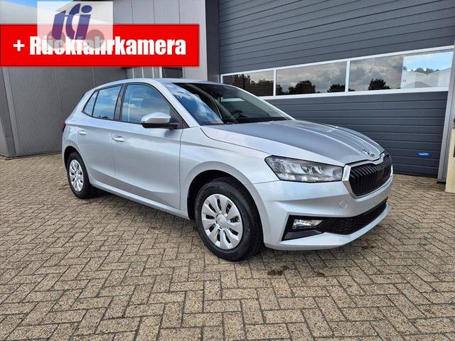 Skoda Fabia 1.0 TSI 115PS DSG Selection 5-türig Rückf.Kamera Parksensoren Sitzheizung Multifunktionslenkrad Klima Skoda-Radio Bluetooth Touchscreen Tempomat Nebelsch. Apple CarPlay + Android Auto 