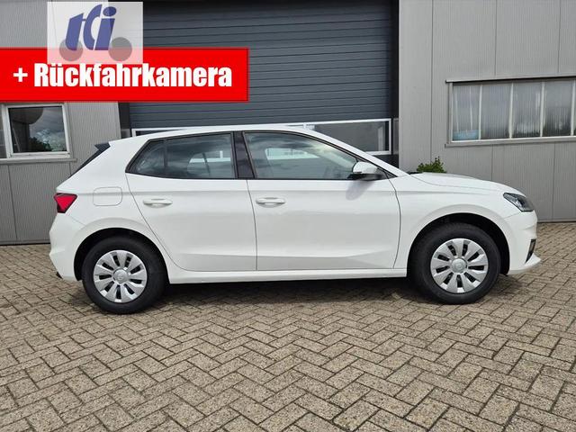 Skoda Fabia 1.0 TSI 115PS DSG Selection 5-türig Rückf.Kamera Parksensoren Sitzheizung Multifunktionslenkrad Klima Skoda-Radio Bluetooth Touchscreen Tempomat Nebelsch. Apple CarPlay + Android Auto 
