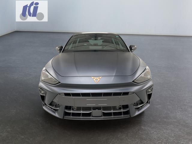 Die Fahrzeugbilder dienen der Illustration und können vom Original abweichen.