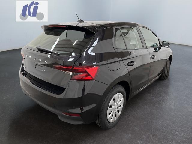 Die Fahrzeugbilder dienen der Illustration und können vom Original abweichen.