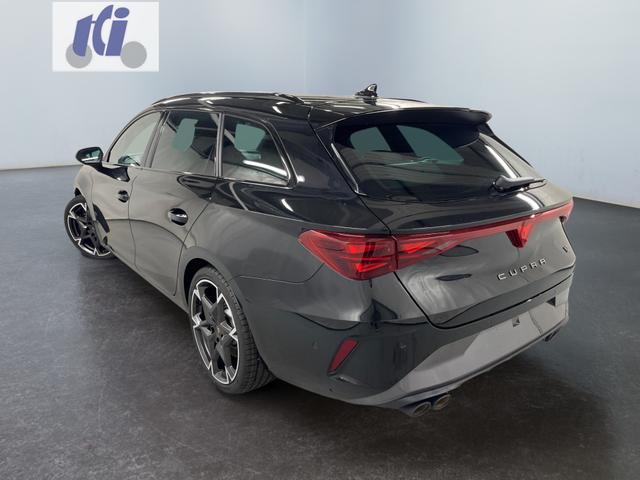 Cupra Leon Sportstourer VZ 2.0 TSI 333PS/245kW 4x4 DSG7 2025 +INT. DRIVE+MATRIX+AHK+Erweiterte Garantie. 