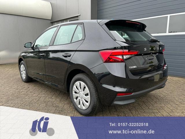 Skoda Fabia - 1.0 TSI 95PS Selection 5-türig Rückf.Kamera Parksensoren Sitzheizung Multifunktionslenkrad Klima Skoda-Radio Bluetooth Touchscreen Tempomat Nebelsch. Apple CarPlay + Android Auto